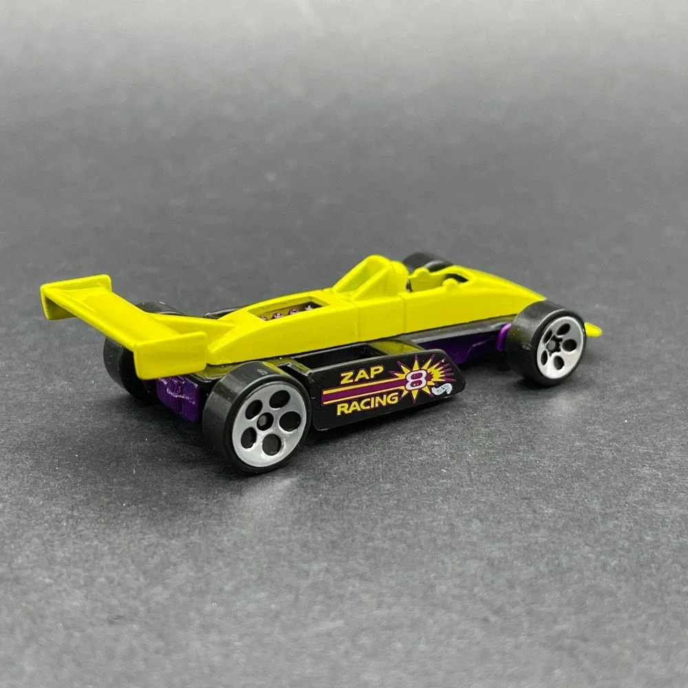 Hot Wheels #8 Zap Racing Indy‎ Race Car Yellow/Black Diecast 1/64 Scale Loose